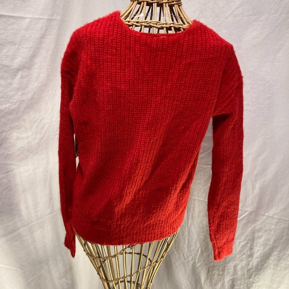 NEW M HOLIDAY SWEATER - Picture 4 of 4